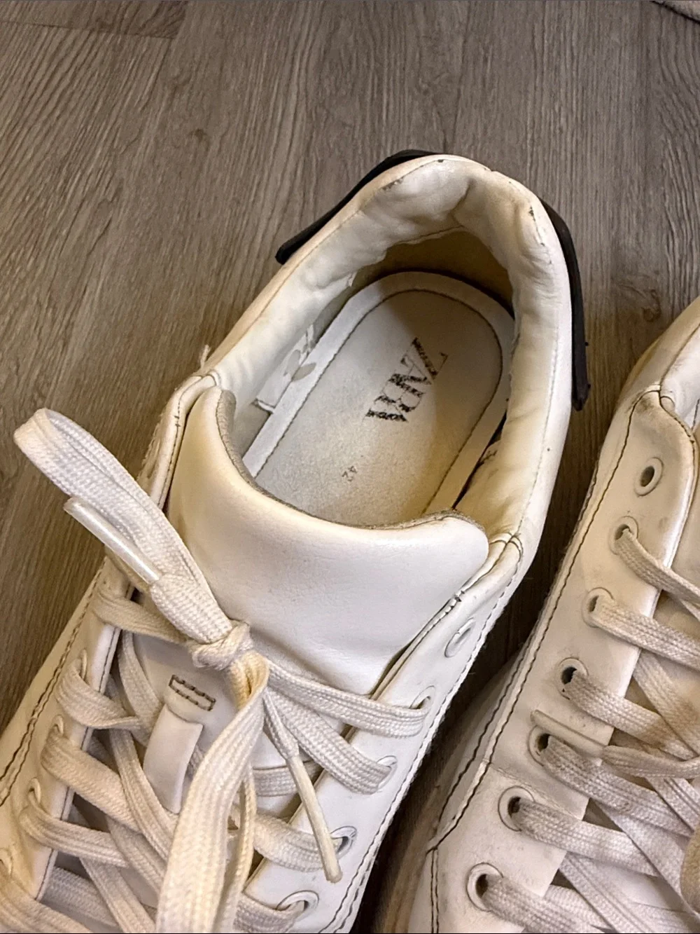 Zara White Leather Lace-Up Sneakers - size 42